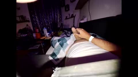 toohugeandstonedxoxo online show from June 11, 2026, 1:05 am
