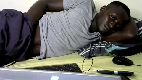 Snapshot of top_rider chatting on January 6, 2025, 6:31 pm Victor online show from January 6, 2025, 6:31 pm