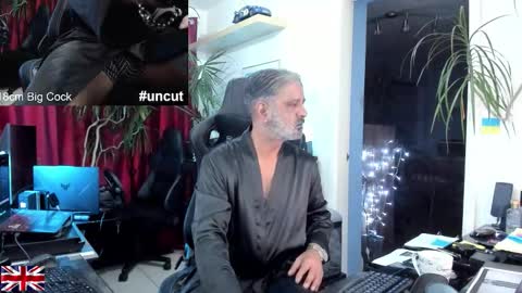 topalphaboss online show from October 21, 2025, 6:19 pm