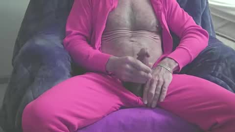 topfortwinks online show from February 10, 2025, 5:03 am