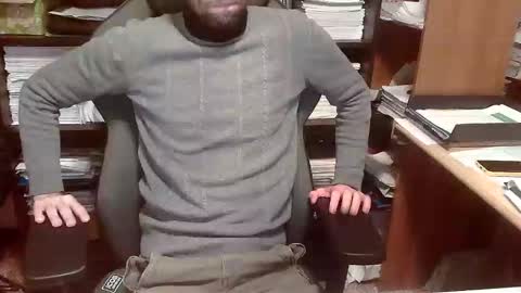 Topg84 online show from October 16, 2025, 5:14 pm