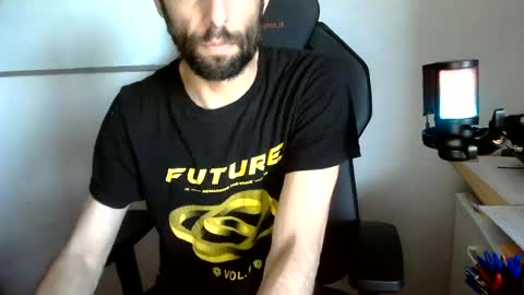 Snapshot of topg84 chatting on June 25, 2026, 4:00 pm Topg84 online show from June 25, 2026, 4:00 pm