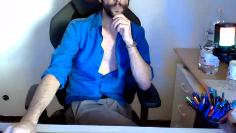 Snapshot of topg84 chatting on July 28, 2026, 5:23 pm Topg84 online show from July 28, 2026, 5:23 pm