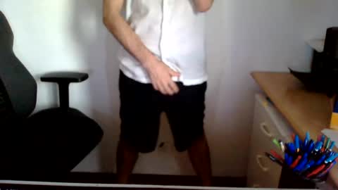 Snapshot of topg84 chatting on August 3, 2026, 4:44 pm Topg84 online show from August 3, 2026, 4:44 pm