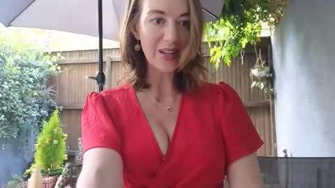 Snapshot of topsywilde chatting on December 23, 2025, 7:06 am Topsy online show from December 23, 2025, 7:06 am