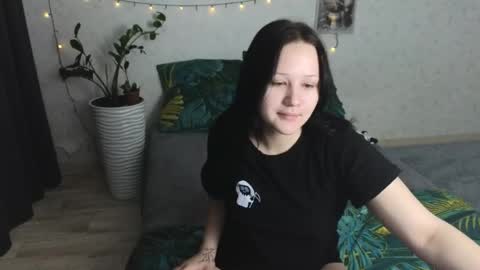 Snapshot of tori_sweet_tori chatting on May 31, 2026, 12:52 am Tori online show from May 31, 2026, 12:52 am