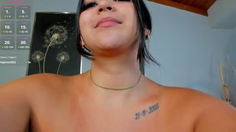 Tori Cross online show from January 27, 2025, 6:52 pm