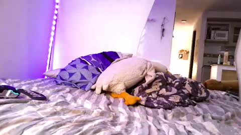 Snapshot of torino_19 chatting on September 29, 2025, 8:57 pm Enzo Moretti online show from September 29, 2025, 8:57 pm