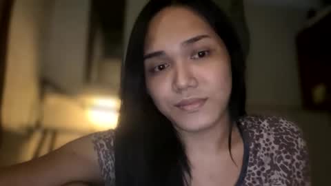 Snapshot of torn_alexis chatting on December 15, 2025, 9:35 am torn_alexis online show from December 15, 2025, 9:35 am