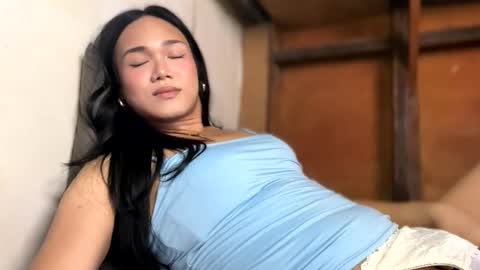 Snapshot of torn_alexis chatting on February 15, 2026, 12:18 am torn_alexis online show from February 15, 2026, 12:18 am