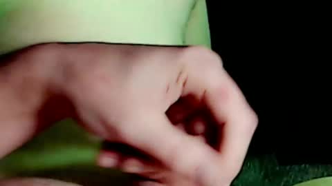 Snapshot of tornne chatting on November 10, 2025, 1:43 pm tornne online show from November 10, 2025, 1:43 pm