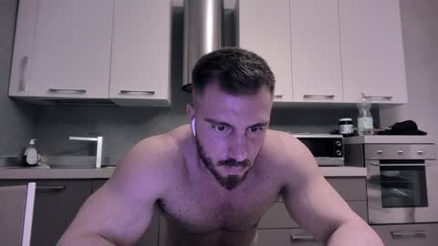 toro_arrapato online show from December 1, 2024, 7:03 pm