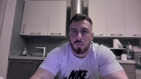 toro_arrapato online show from December 15, 2024, 3:56 am