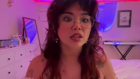 boy luna  next stream thurs 226  855pm 0 pst  online show from March 23, 2026, 3:54 am