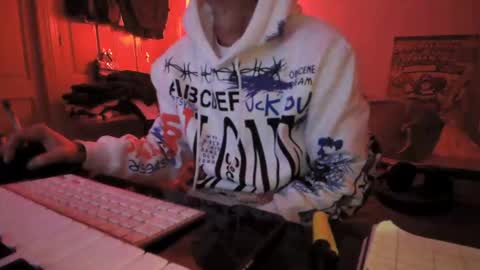 Snapshot of torosko chatting on November 23, 2025, 9:36 pm Torosko online show from November 23, 2025, 9:36 pm