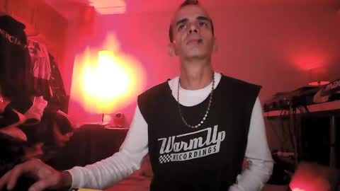 Snapshot of torosko chatting on March 8, 2026, 9:29 pm Torosko online show from March 8, 2026, 9:29 pm