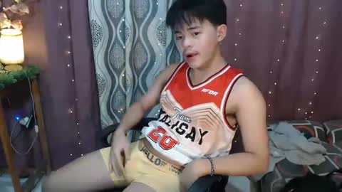 Toshiro online show from March 4, 2025, 7:51 am