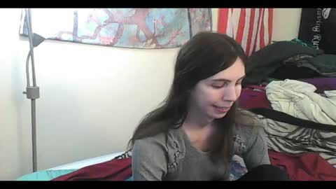 Luna online show from February 26, 2025, 6:04 am