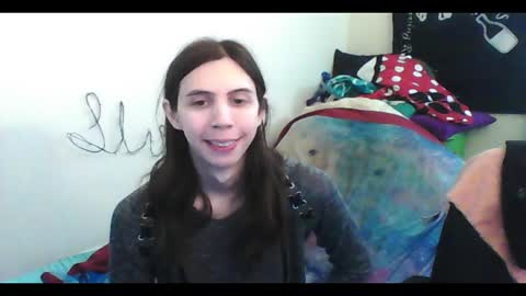 Luna online show from February 19, 2026, 9:33 pm