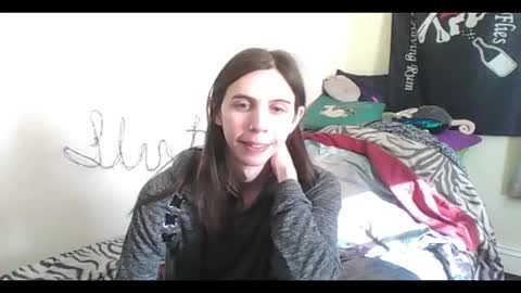 Luna online show from March 18, 2026, 8:56 pm