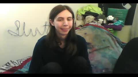 Luna online show from April 20, 2026, 3:42 am