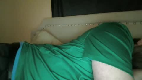 Snapshot of totalpackage2089 chatting on December 19, 2025, 9:44 pm Big Daddy Balls online show from December 19, 2025, 9:44 pm