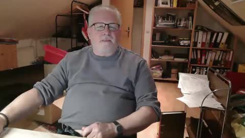 Snapshot of toto758 chatting on December 4, 2025, 9:23 pm toto758 online show from December 4, 2025, 9:23 pm