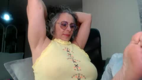 TotyPink online show from February 13, 2025, 4:50 pm