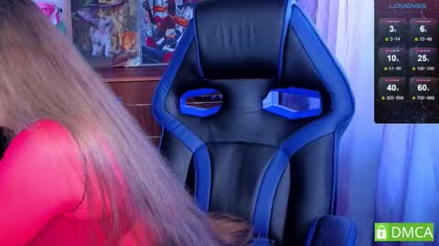   online show from October 27, 2025, 8:40 am