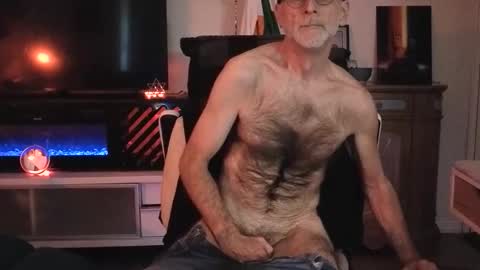 Snapshot of towndude123 chatting on May 8, 2026, 12:05 am Town online show from May 8, 2026, 12:05 am