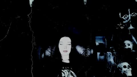 Snapshot of toxicdomme chatting on June 3, 2026, 6:13 pm toxicdomme online show from June 3, 2026, 6:13 pm