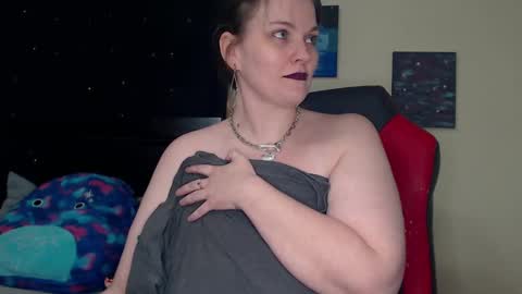 Lilly Miss Mistress Goddess Maam Queen Boss online show from January 3, 2025, 12:30 pm