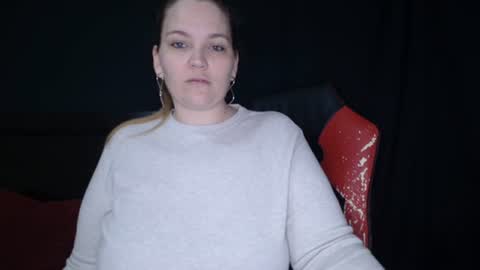 Snapshot of toxiclilly chatting on June 17, 2026, 5:58 pm Lilly Miss Mistress Goddess Maam Queen Boss online show from June 17, 2026, 5:58 pm