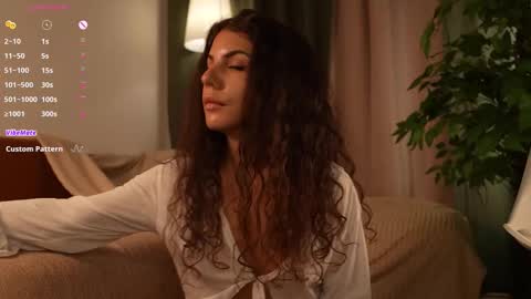 Sarah online show from November 24, 2025, 12:05 pm