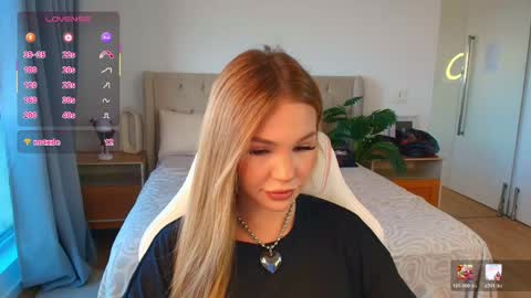 Snapshot of tracy_tay1or chatting on May 7, 2026, 7:08 pm Tracy GMT2 Mon 3 AM - 4 PM Tue 3 AM - 4 PM Wed 3 AM - 4 PM Thur 3 AM - 4 PM Fri 3 AM - 4 PM online show from May 7, 2026, 7:08 pm