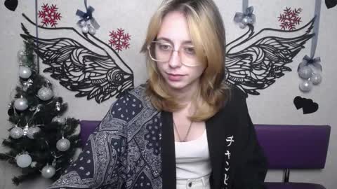 TracyLeeBB online show from December 19, 2025, 6:42 am