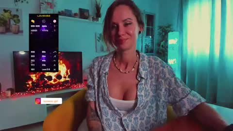 Snapshot of trafka_murafka chatting on June 4, 2026, 3:18 pm Hey my name is Kiri Kiri online show from June 4, 2026, 3:18 pm