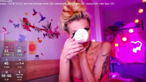 Snapshot of trans_ballerina chatting on November 8, 2025, 11:43 am trans ballerina online show from November 8, 2025, 11:43 am