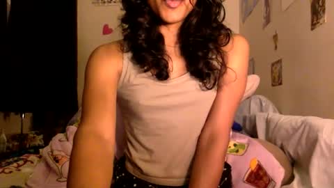 Snapshot of transamoure chatting on December 14, 2025, 5:46 am transamoure online show from December 14, 2025, 5:46 am