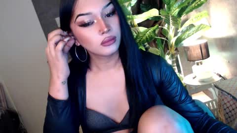 CLEOPATHRA online show from December 13, 2024, 4:43 am
