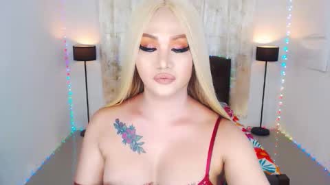 Snapshot of transplayfullolivia chatting on June 3, 2026, 6:38 am KYLIE BELLA TS online show from June 3, 2026, 6:38 am