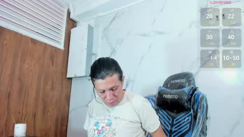 Snapshot of transwhore_ chatting on May 23, 2026, 1:15 pm CLEO online show from May 23, 2026, 1:15 pm