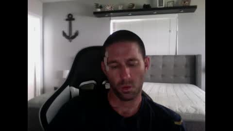 Snapshot of traviskenn chatting on December 28, 2024, 6:40 pm TravisKenn online show from December 28, 2024, 6:40 pm