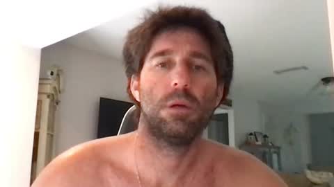 Snapshot of traviskenn chatting on November 9, 2025, 2:48 pm TravisKenn online show from November 9, 2025, 2:48 pm