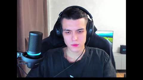 travisrivas online show from February 28, 2025, 7:25 pm