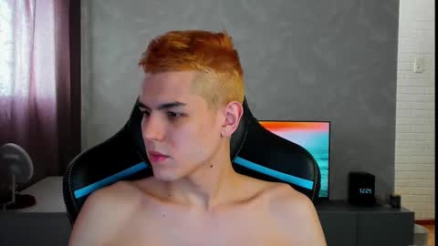 travisrivas online show from March 9, 2025, 9:24 am