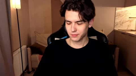Snapshot of travisrivas chatting on June 1, 2026, 1:51 am travisrivas online show from June 1, 2026, 1:51 am