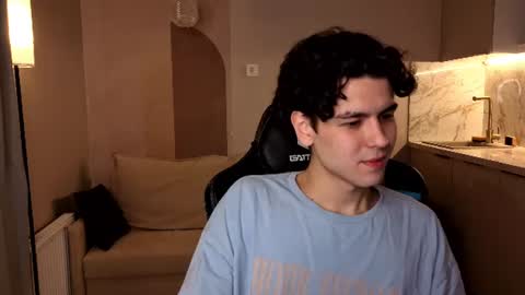 Snapshot of travisrivas chatting on June 12, 2026, 1:48 am travisrivas online show from June 12, 2026, 1:48 am