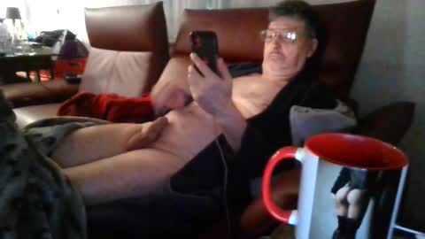 trebgeis1 online show from March 21, 2026, 4:39 am