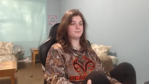 Snapshot of treejeanne chatting on January 29, 2025, 11:35 pm TreeJeanne online show from January 29, 2025, 11:35 pm